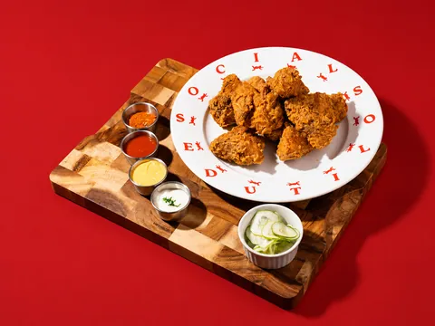 Social Fried Chicken (Whole)
